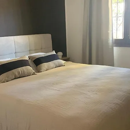 South Facing With Beautiful Views Holiday home *